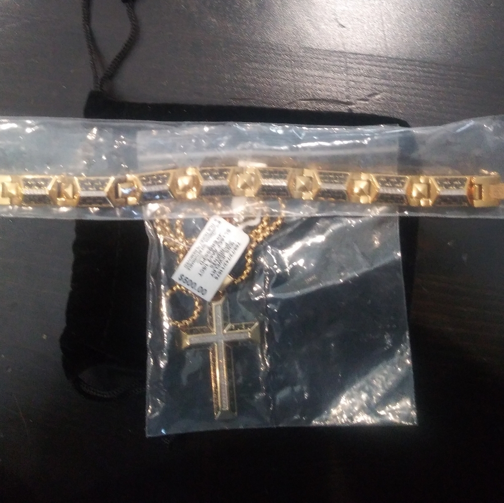 NWT gold diamond bracelet and cross necklace set w carbon fiber men